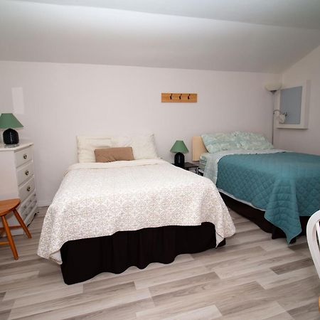 Les Cabines Du Phare Rimouski Extérieur photo